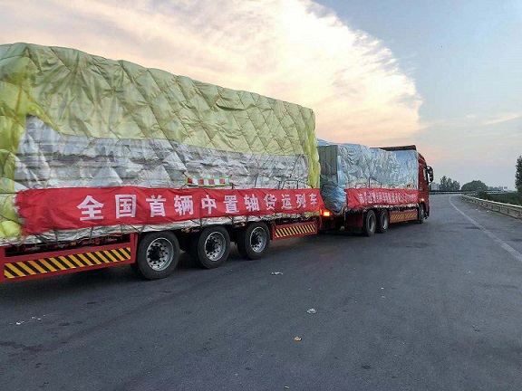 迅驰中置轴货运列车已经正式投入生产1.jpg
